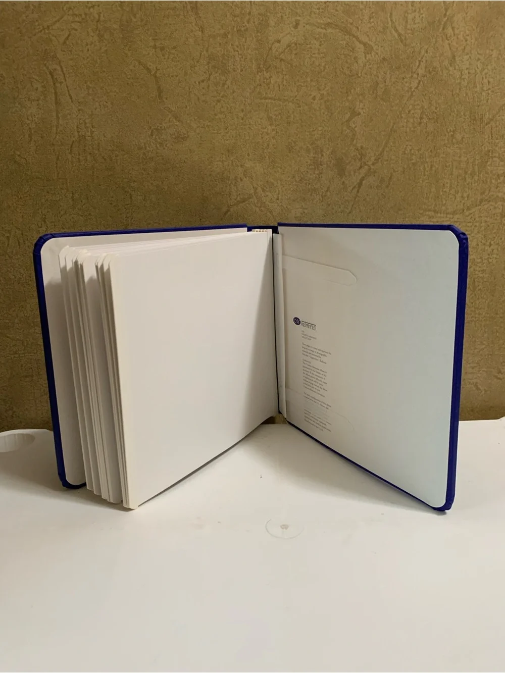 CREATIVE MEMORIES 7 x 7 Photo Album Royal Blue NEW in Box